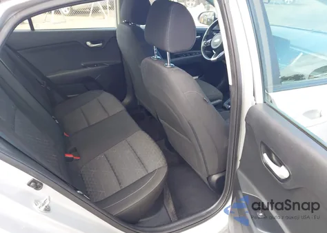 2021 Kia Rio S из США, поврежденный, VIN 3KPA24AD8ME403647